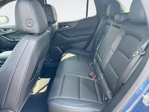 Used 2025 Chevrolet Equinox LT w/ Convenience Package II FWD image 22