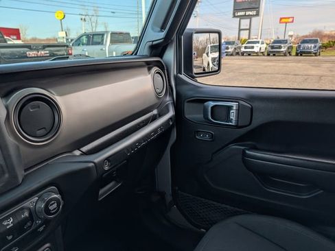 Used 2021 Jeep Wrangler Unlimited Sport AWD/4WD image 21