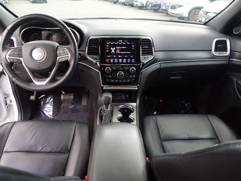 Used 2019 Jeep Grand Cherokee Limited w/ Trailer Tow Group IV image 29