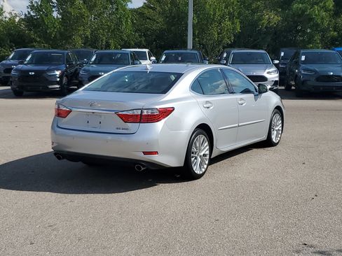 Used 2013 Lexus ES 350 image 4