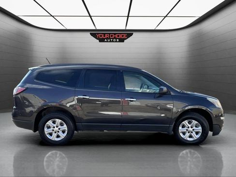 Used 2016 Chevrolet Traverse LS FWD image 10