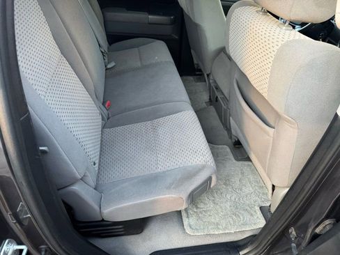 Used 2011 Toyota Tundra 4x4 Double Cab w/ SR5 Pkg image 14