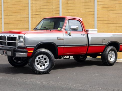 Used 1991 Dodge D/W Truck 250 image 5