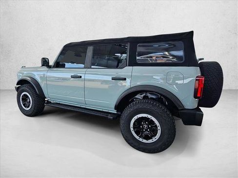 Used 2022 Ford Bronco 4-Door w/ Sasquatch Package AWD/4WD image 8
