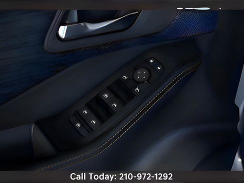 Used 2023 Nissan Rogue SV image 27