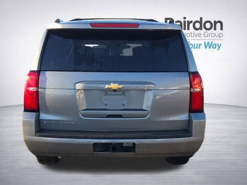 Used 2019 Chevrolet Suburban LT image 7