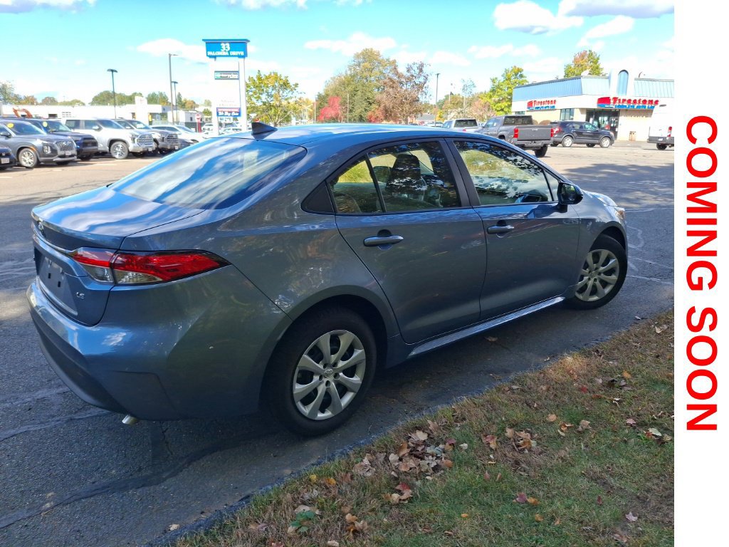 Used 2024 Toyota Corolla LE FWD image 5