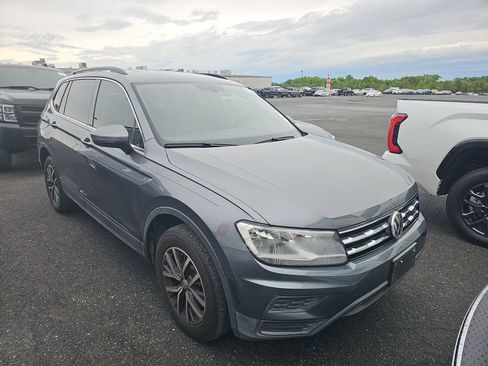 Used 2019 Volkswagen Tiguan SE AWD/4WD image 3