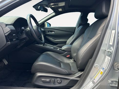 Used 2024 Honda Accord Sport image 6