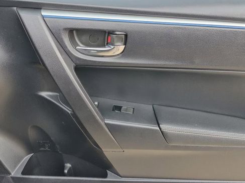 Used 2015 Toyota Corolla S image 10