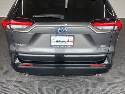 Used 2024 Toyota RAV4 XSE AWD/4WD image 23