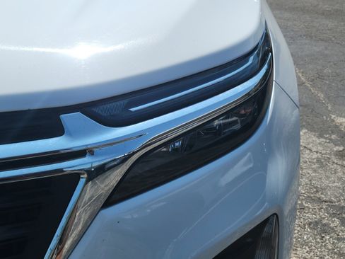 Used 2024 Chevrolet Equinox LT image 10