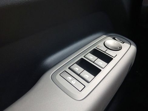 New 2026 Hyundai Santa Fe SE FWD image 17