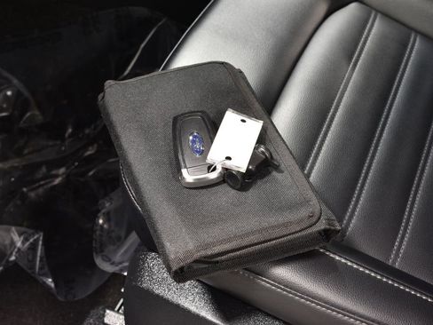 Used 2020 Ford Edge SEL w/ Convenience Package image 39