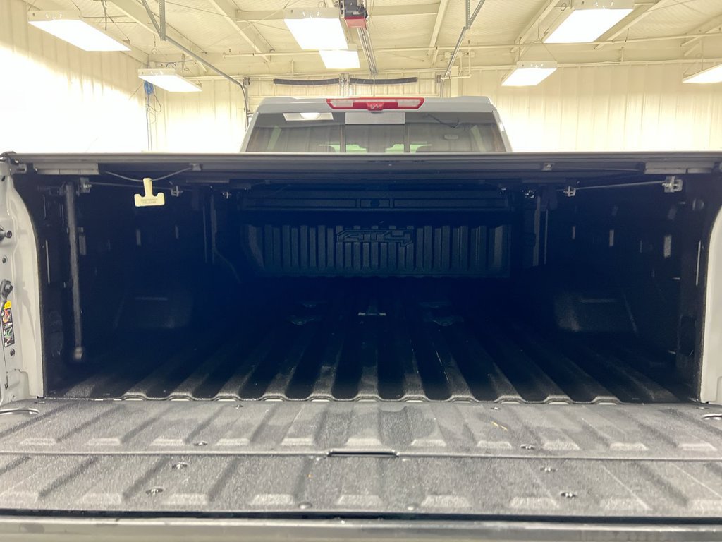 Used 2024 GMC Sierra 2500 AT4 w/ AT4 Premium Plus Package AWD/4WD image 25