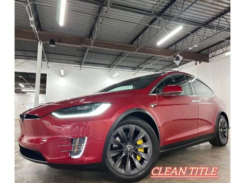 Used 2018 Tesla Model X 75D image 1