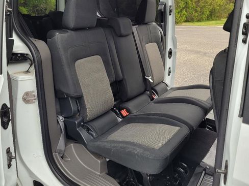 Used 2021 Ford Transit Connect XL FWD image 9