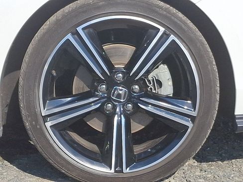 Used 2024 Honda Accord Sport image 8