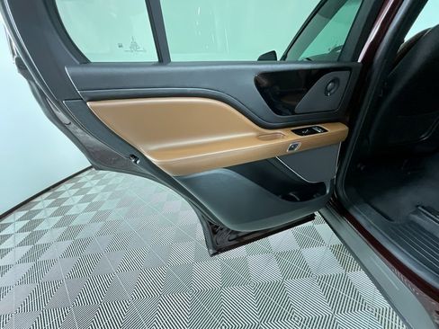 Used 2023 Lincoln Aviator Reserve w/ Jet Package image 27