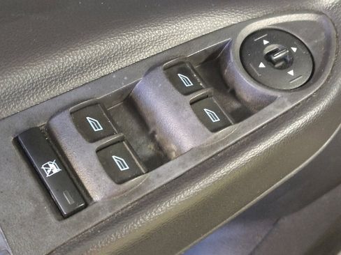 Used 2018 Ford Escape SE w/ SE Sync 3 Package AWD/4WD image 27