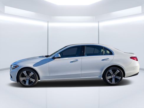 Used 2024 Mercedes-Benz C 300 Sedan image 6