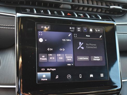 Used 2024 Jeep Grand Cherokee Altitude image 31