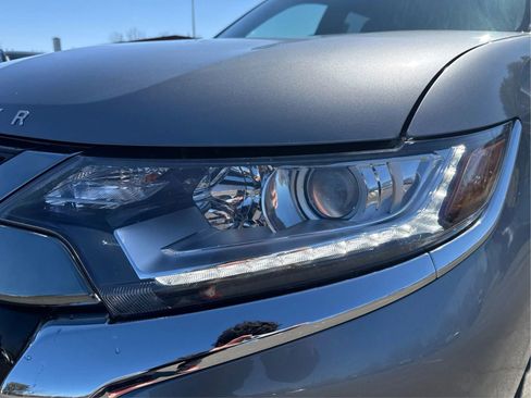 Used 2021 Mitsubishi Outlander SEL AWD/4WD image 33