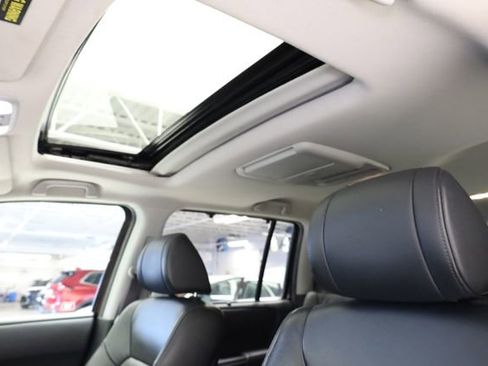 Used 2012 Honda Pilot Touring image 28