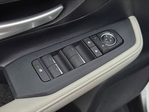 Certified 2026 Toyota Grand Highlander FWD image 10