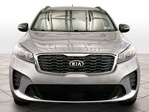 Used 2020 Kia Sorento S image 4