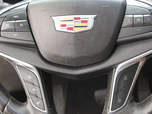 Used 2018 Cadillac XT5 Luxury w/ Driver Awareness Package image 24