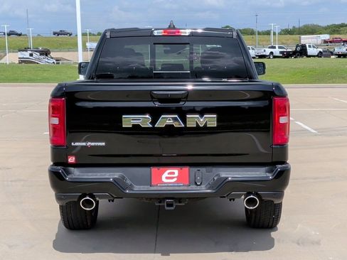 New 2026 RAM 1500 2WD Crew Cab image 7