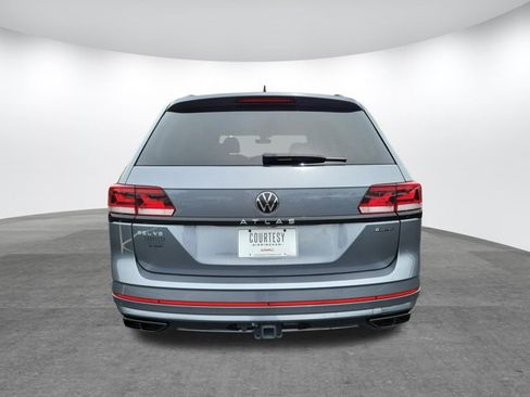 Used 2023 Volkswagen Atlas SEL R-Line AWD/4WD image 7