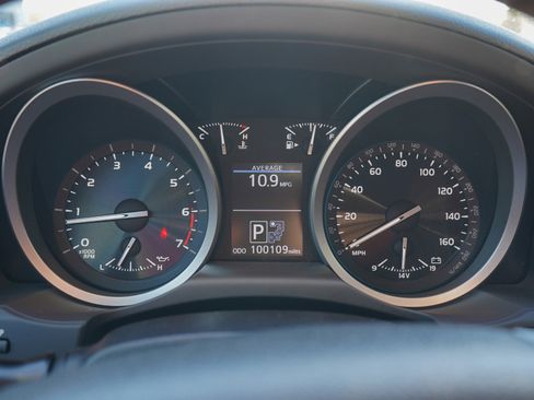 Used 2015 Toyota Land Cruiser AWD/4WD image 26