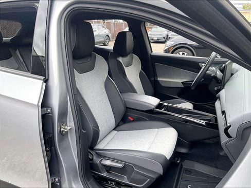 Certified 2023 Volkswagen ID.4 2WD image 6