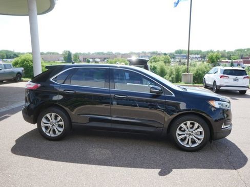 Certified 2023 Ford Edge Titanium w/ Equipment Group 301A AWD/4WD image 4