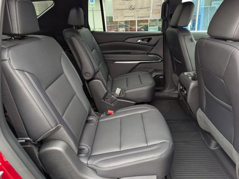 New 2026 Chevrolet Traverse LT w/ Enhanced Driving Package image 9