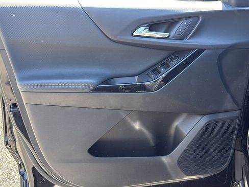 Used 2025 Chevrolet Equinox LT image 15