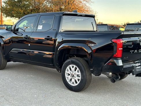 New 2025 Toyota Tacoma SR5 image 6