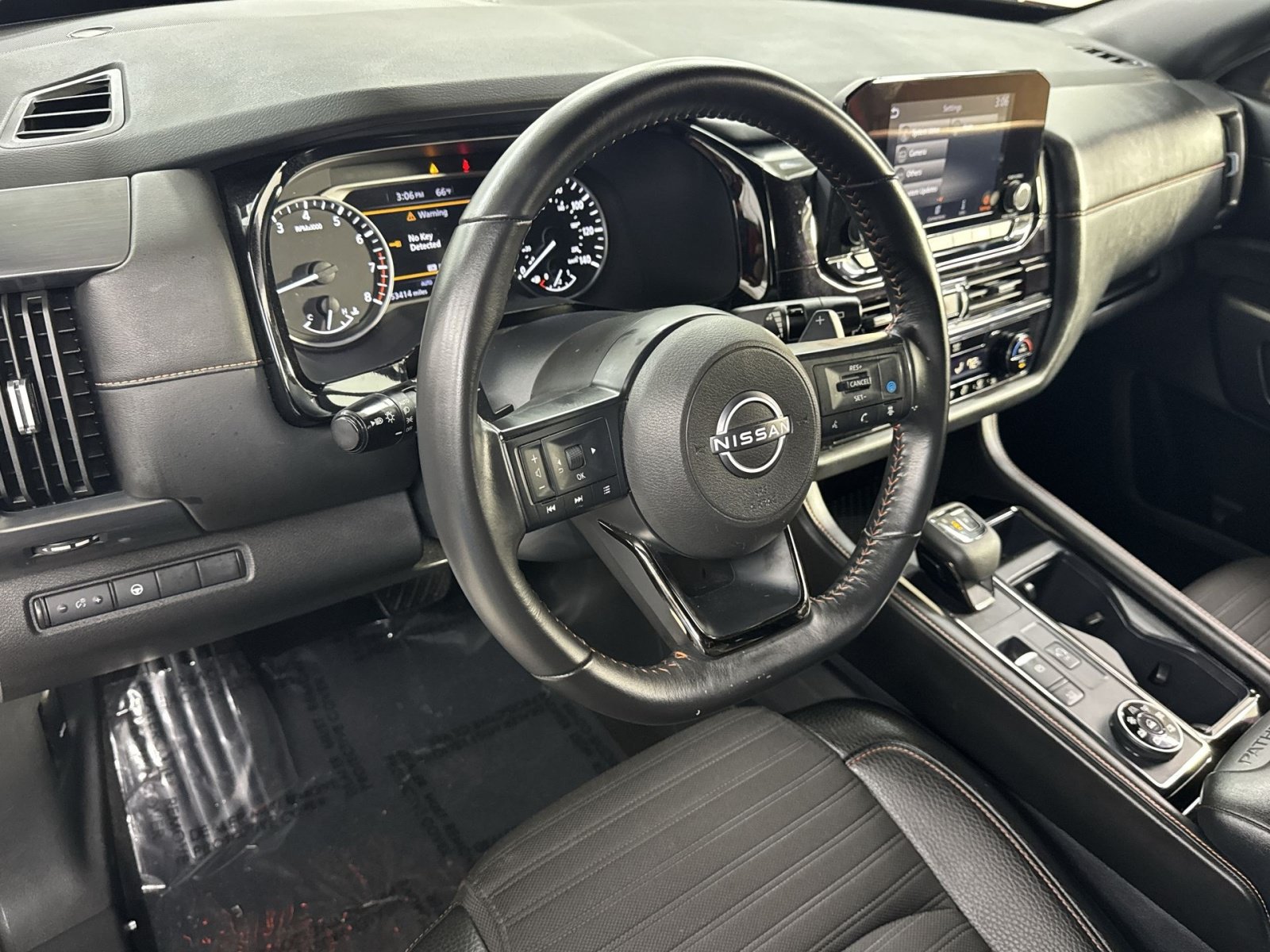 Used 2024 Nissan Pathfinder Rock Creek AWD/4WD image 13