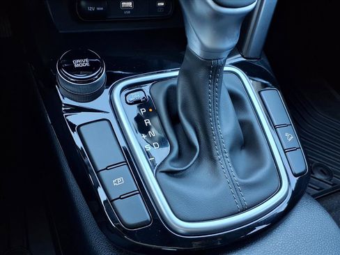 Used 2025 Kia Seltos S image 21