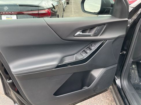 Used 2025 Chevrolet Equinox LT image 20