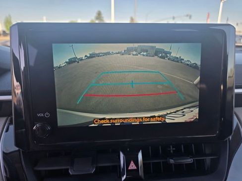 Certified 2023 Toyota Corolla Cross LE image 14