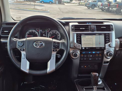 Used 2023 Toyota 4Runner Limited AWD/4WD image 5