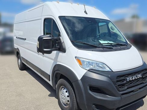 Used 2023 RAM ProMaster 2500 FWD image 7