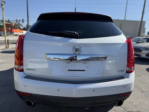 Used 2014 Cadillac SRX Luxury image 6