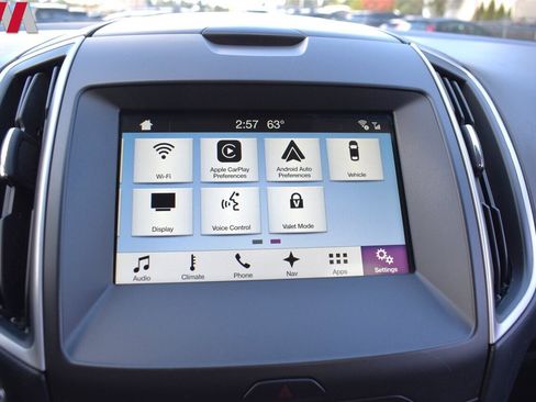 Used 2017 Ford Edge SEL w/ Equipment Group 201A image 16