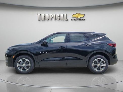New 2026 Chevrolet Blazer LT FWD image 2