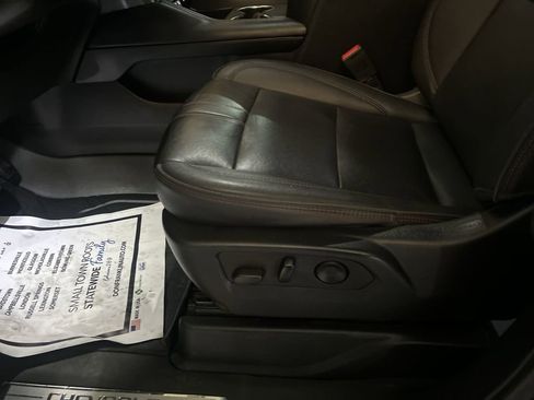 Used 2022 Chevrolet Tahoe RST w/ Sport Performance Package image 18