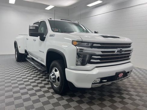 Used 2023 Chevrolet Silverado 3500 High Country w/ Technology Package image 1